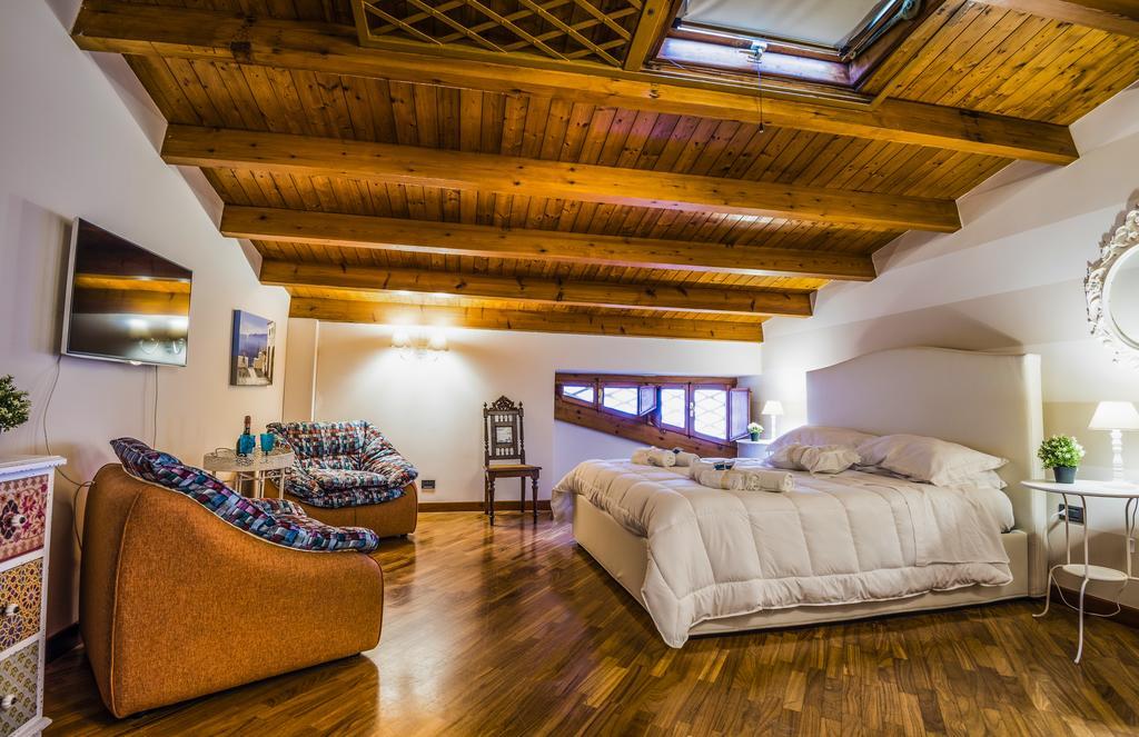 La Casa Di Ilde Al Duomo - Ortigia Holidays Szirakúza Kültér fotó