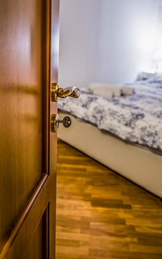 La Casa Di Ilde Al Duomo - Ortigia Holidays Szirakúza Kültér fotó
